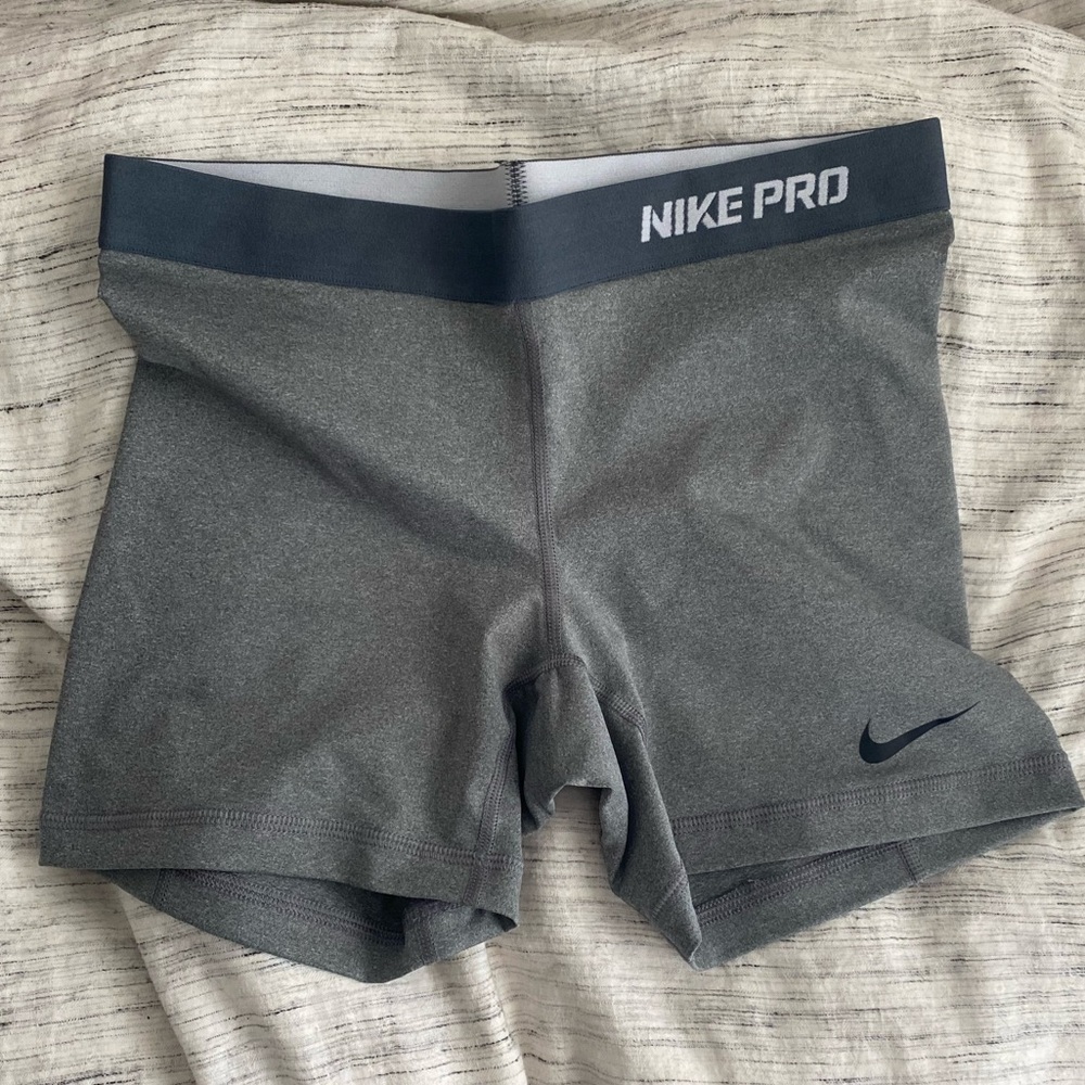 Nike Pro Dri-Fit Gray Spandex